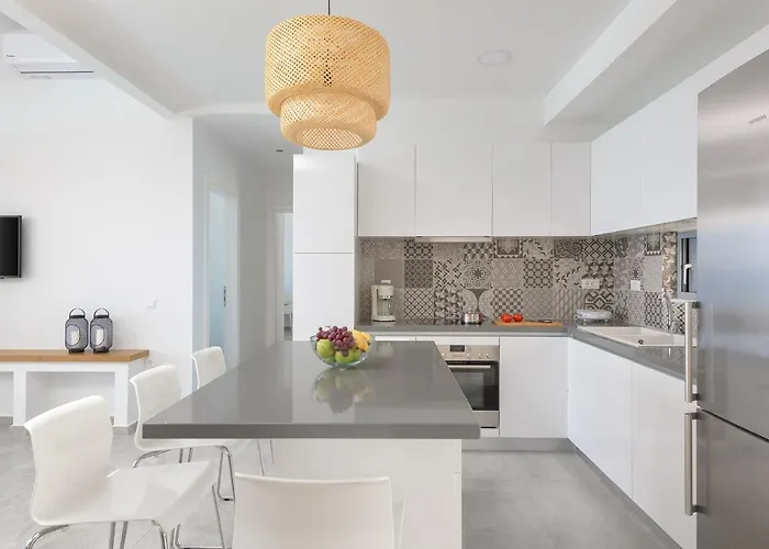 Hermes With Pool & Jacuzzi In ヴィラ *