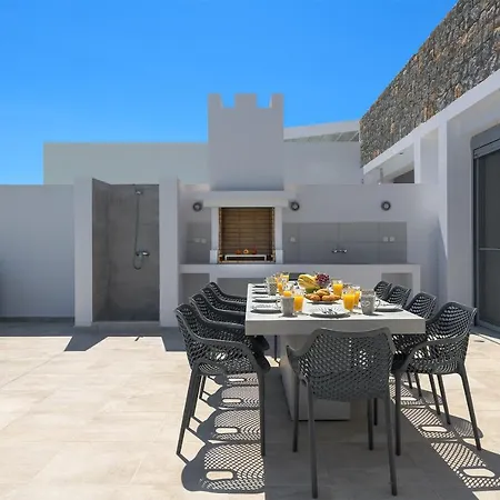 Villa Hermes With Pool & Jacuzzi In *