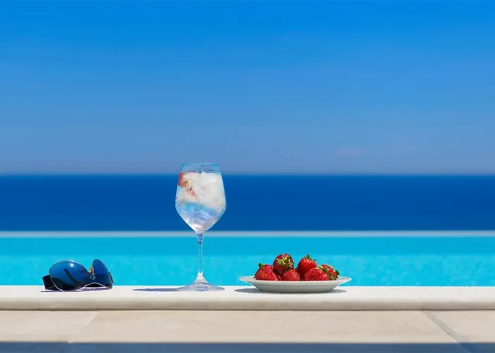 Villa Hermes With Pool & Jacuzzi In