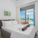 Hermes With Pool & Jacuzzi In Lindos (Rhodes)