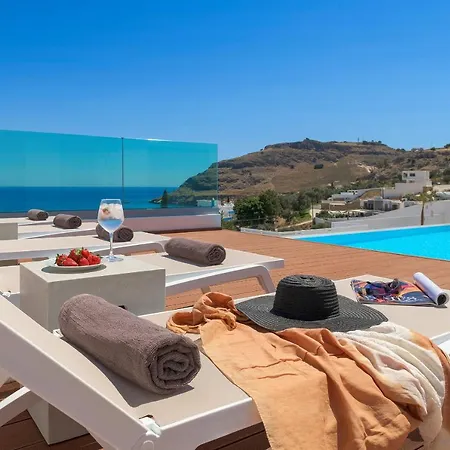 Hermes With Pool & Jacuzzi In Villa *